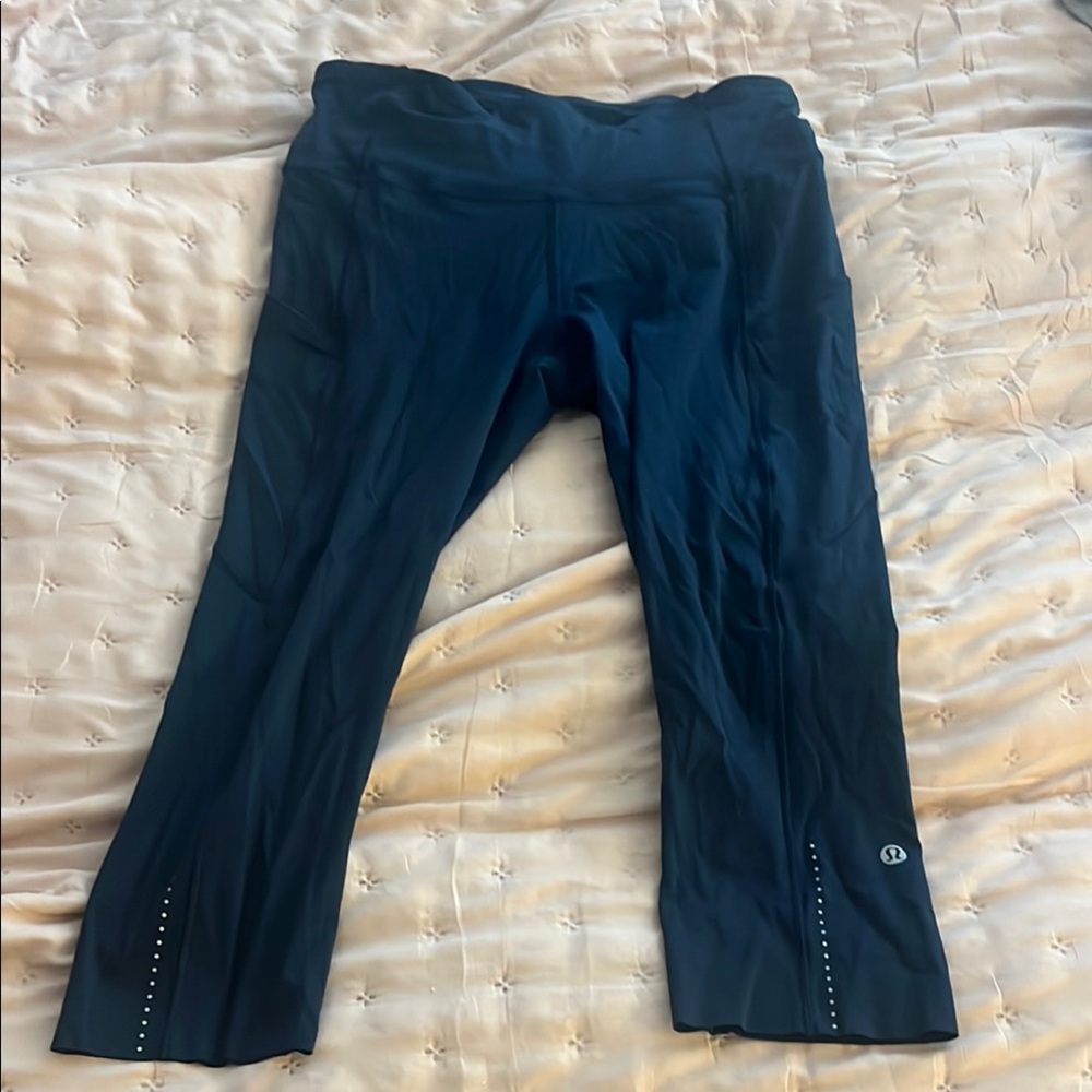 Lululemon Fast & Free Crop II *Nulux 19 1 pair